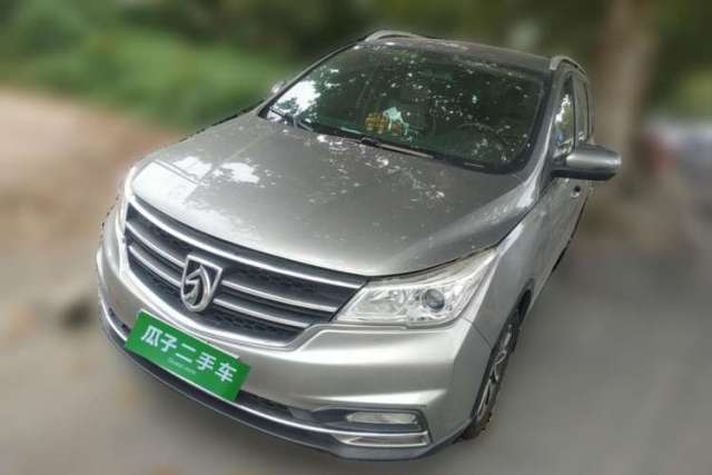 Used Baojun 730 2017 1.5T Manual Fashion Version 7 Seats China V Emission Standard