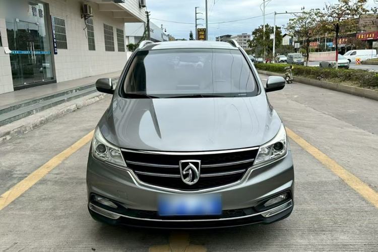 Used Baojun 730 2017 1.5T Manual Fashion Version 7 Seats China V Emission Standard Exterior 4