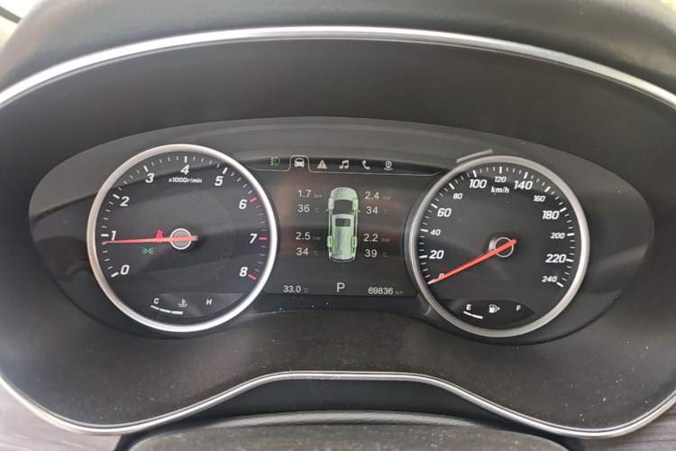 Used Baojun 730 2017 1.5T DCT Flagship Model 7 Seats China V Emission Standard Instrument Cluster