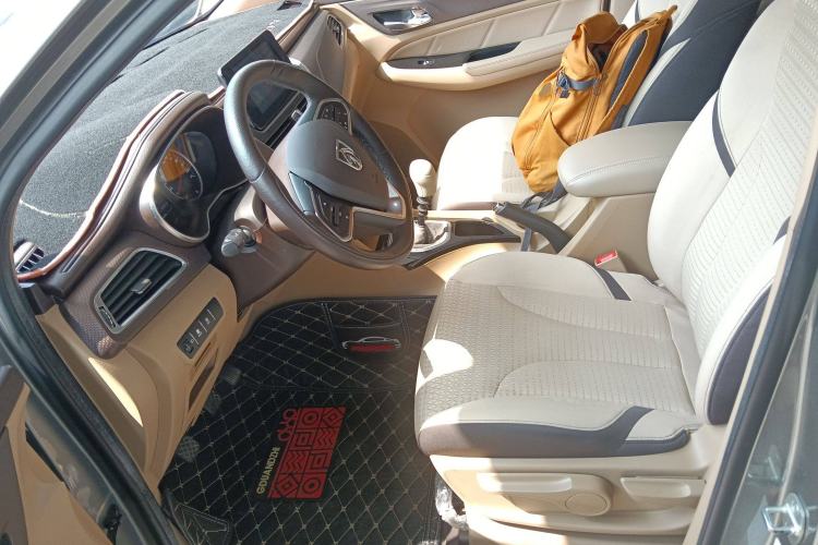 Used Baojun 730 2017 1.5T Manual Fashion Version 7 Seats China V Emission Standard Left Front Seat
