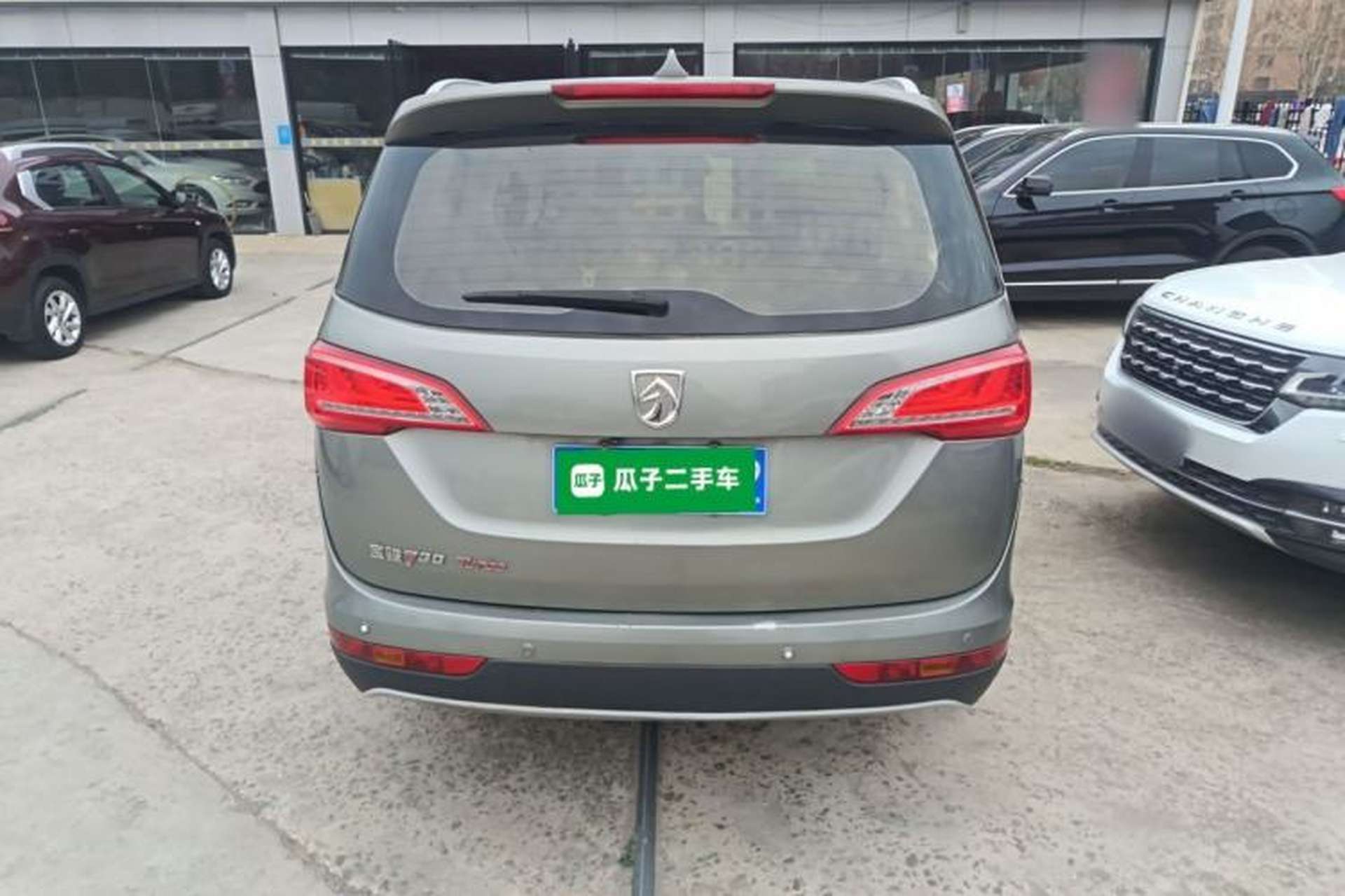 Used Baojun 730 2017 1.5T Manual Prestige Version 7 Seats Rear