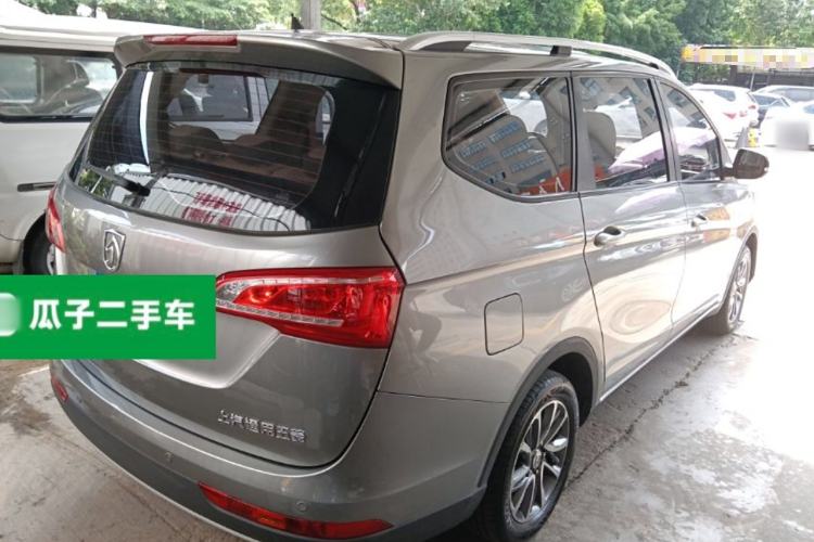 Used Baojun 730 2017 1.5T Manual Fashion Version 7 Seats China V Emission Standard Rear Right 45 Deg