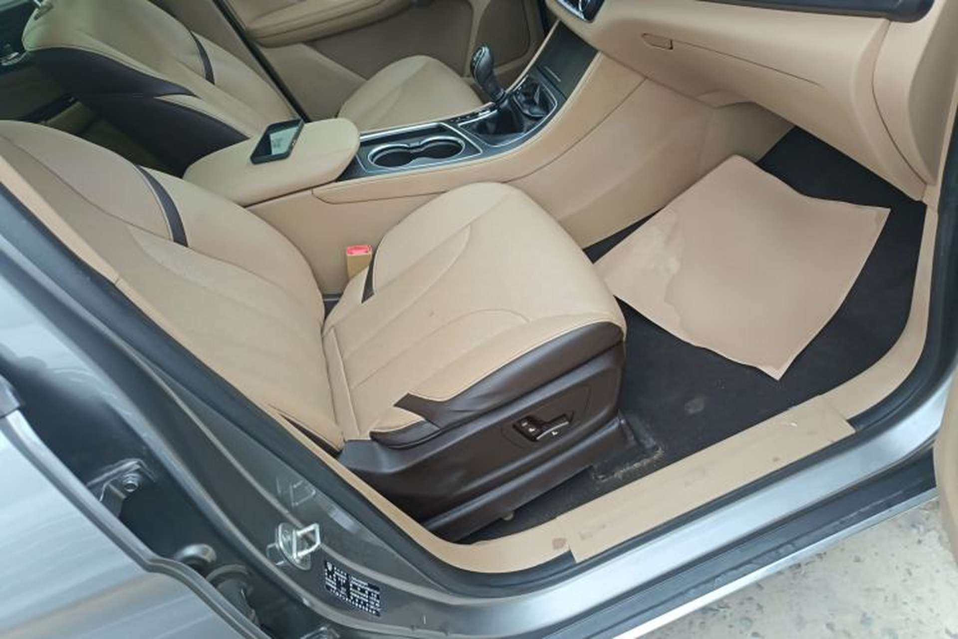 Used Baojun 730 2017 1.5T Manual Prestige Version 7 Seats Right Front Seat