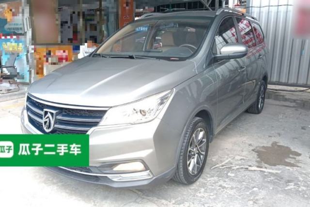 Used Baojun 730 2017 1.5T Manual Fashion Version 7 Seats China V Emission Standard
