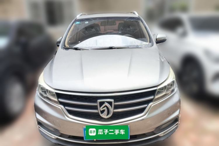 Used Baojun 730 2017 1.8L iAMT Luxury Version 7-Seater Front