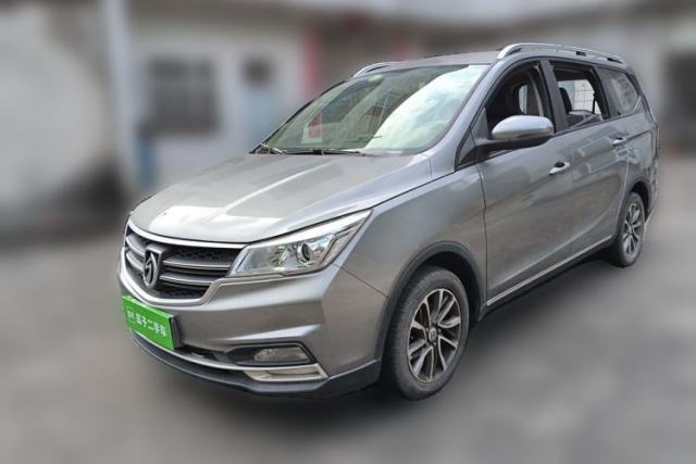 Used Baojun 730 2017 1.5T Manual Fashion Version 7 Seats China V Emission Standard