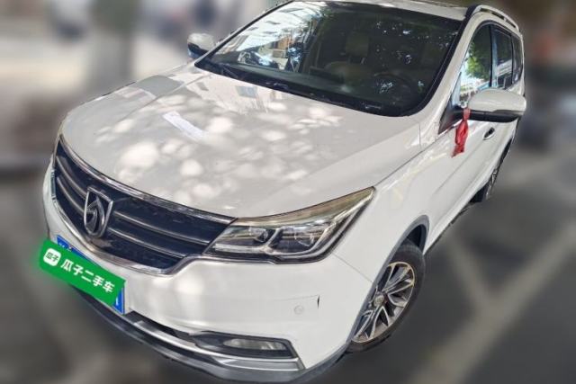 Used Baojun 730 2017 1.8L iAMT Luxury Version 7-Seater