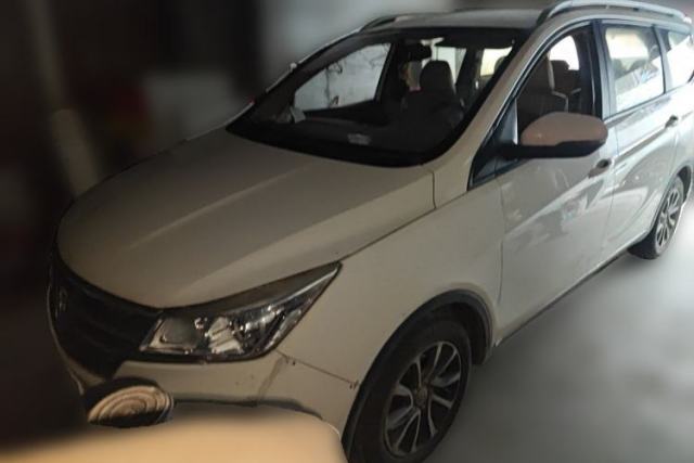 Used Baojun 730 2017 1.5T Manual Fashion Version 7 Seats China V Emission Standard