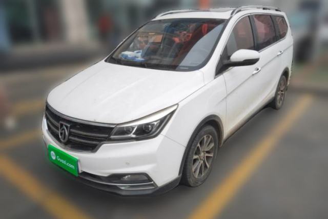 Used Baojun 730 2017 1.5T Manual Prestige Version 7 Seats