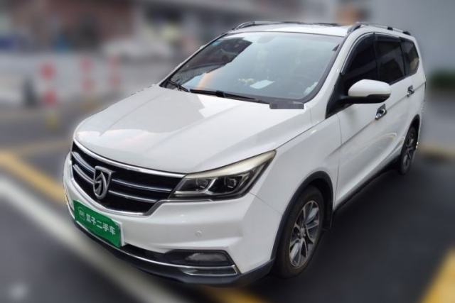Used Baojun 730 2017 1.5T Manual Prestige Version 7 Seats