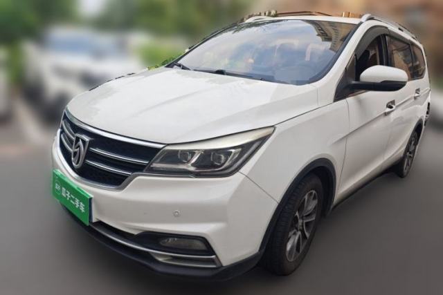 Used Baojun 730 2017 1.5T Manual Prestige Version 7 Seats