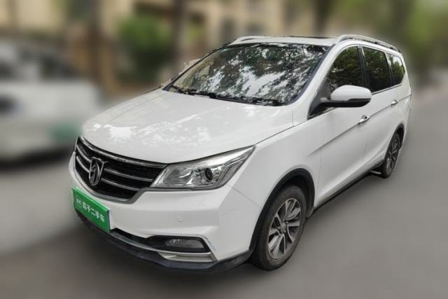 Used Baojun 730 2017 1.5T Manual Style 7 Seats China V