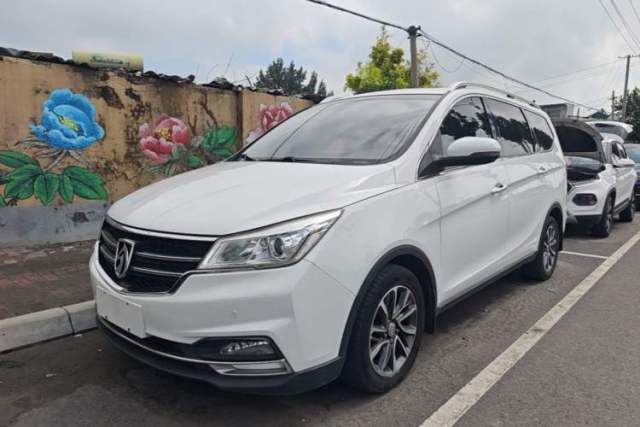 Used Baojun 730 2017 1.5T DCT Fashion Edition 7-Seater China V Emission Standard