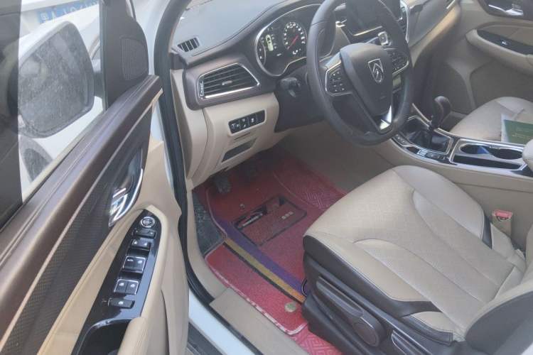 Used Baojun 730 2017 1.5T Manual Style 7 Seats China V Driver Seat