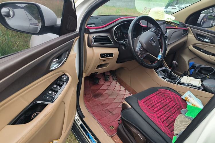 Used Baojun 730 2017 1.5T Manual Style 7 Seats China V Driver Seat