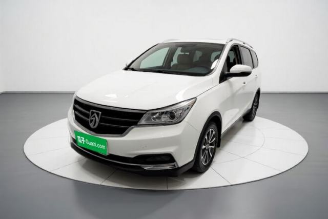 Ojetý Baojun 730 2017 1.5T Manual Fashion Version 7 Seats China V Emission Standard