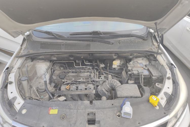 Used Baojun 730 2017 1.8L iAMT Prestige Version 7 Seats Engine Bay