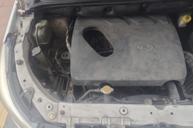Used Baojun 730 2017 1.8L iAMT Luxury Version 7-Seater Engine Bay Right