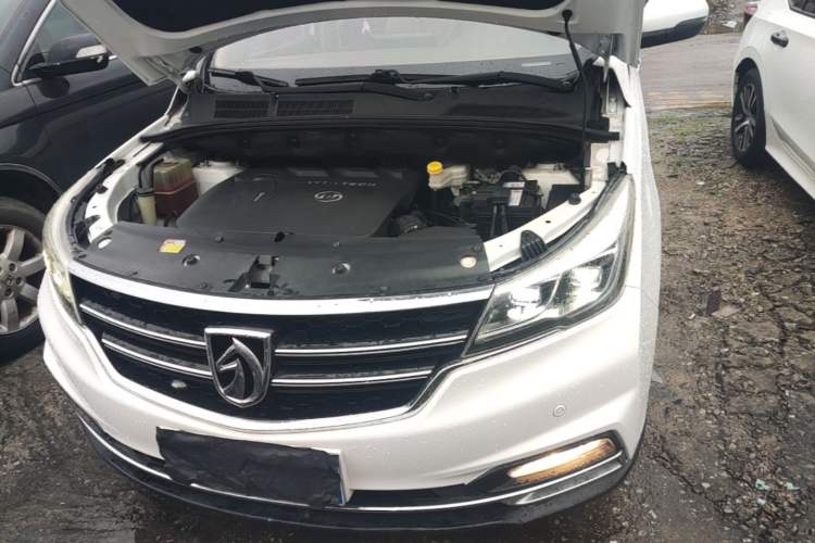 Used Baojun 730 2017 1.8L iAMT Luxury Version 7-Seater Engine Bay