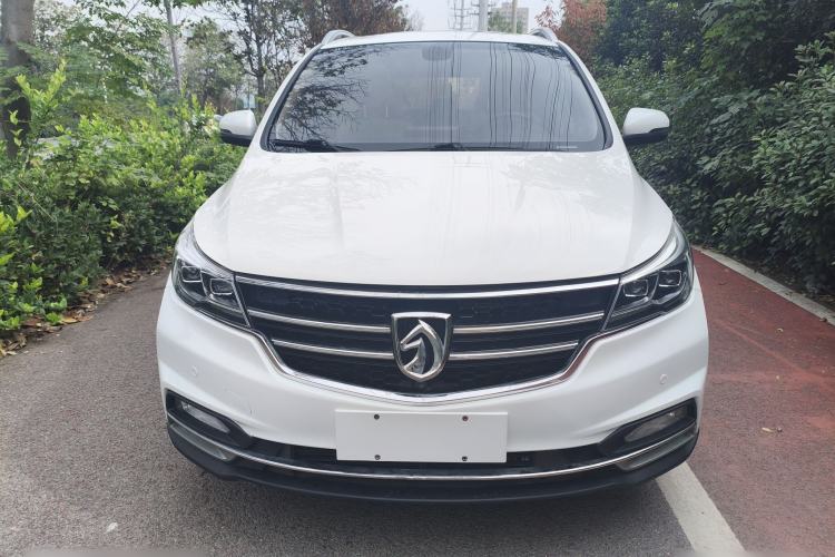 Used Baojun 730 2017 1.5T DCT Flagship Model 7 Seats China V Emission Standard Exterior 1