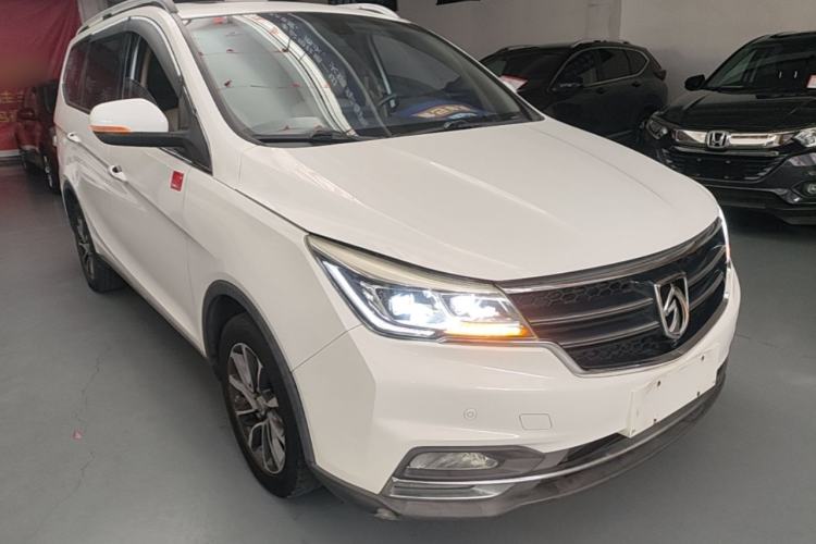 Used Baojun 730 2017 1.8L iAMT Prestige Version 7 Seats Exterior 1