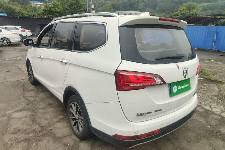 Used Baojun 730 2017 1.5T DCT Fashion Edition 7-Seater China V Emission Standard Exterior 2