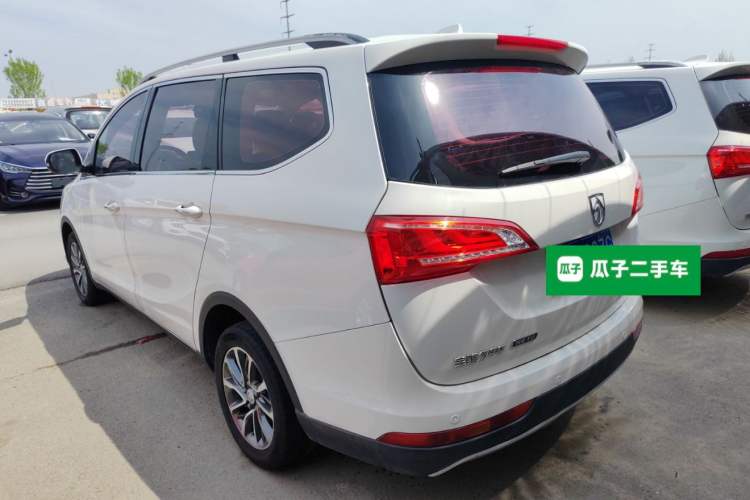 Used Baojun 730 2017 1.8L iAMT Prestige Version 7 Seats Exterior 2
