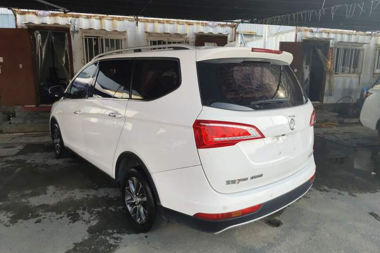 Used Baojun 730 2017 1.8L iAMT Prestige Version 7 Seats Exterior 2