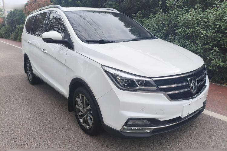 Used Baojun 730 2017 1.5T DCT Flagship Model 7 Seats China V Emission Standard Exterior 2