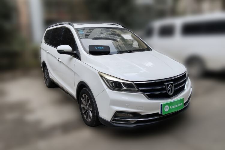 Used Baojun 730 2017 1.8L iAMT Prestige Version 7 Seats Exterior 2