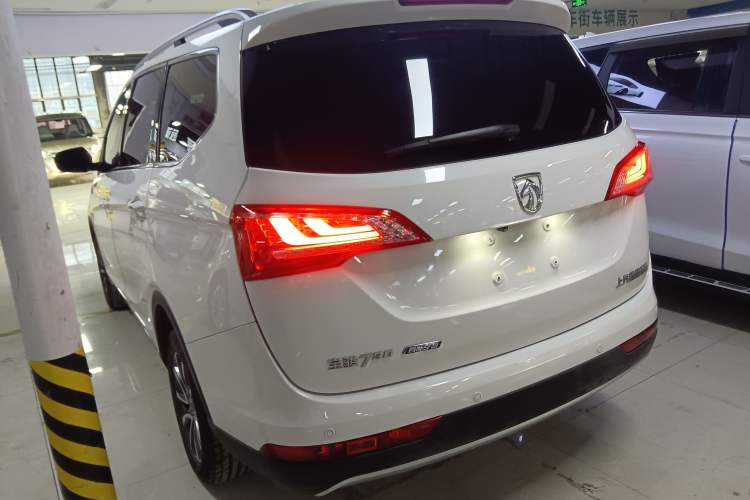 Used Baojun 730 2017 1.8L iAMT Prestige Version 7 Seats Exterior 3