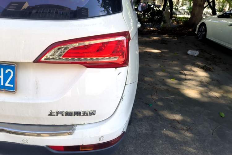 Used Baojun 730 2017 1.8L iAMT Prestige Version 7 Seats Exterior 3