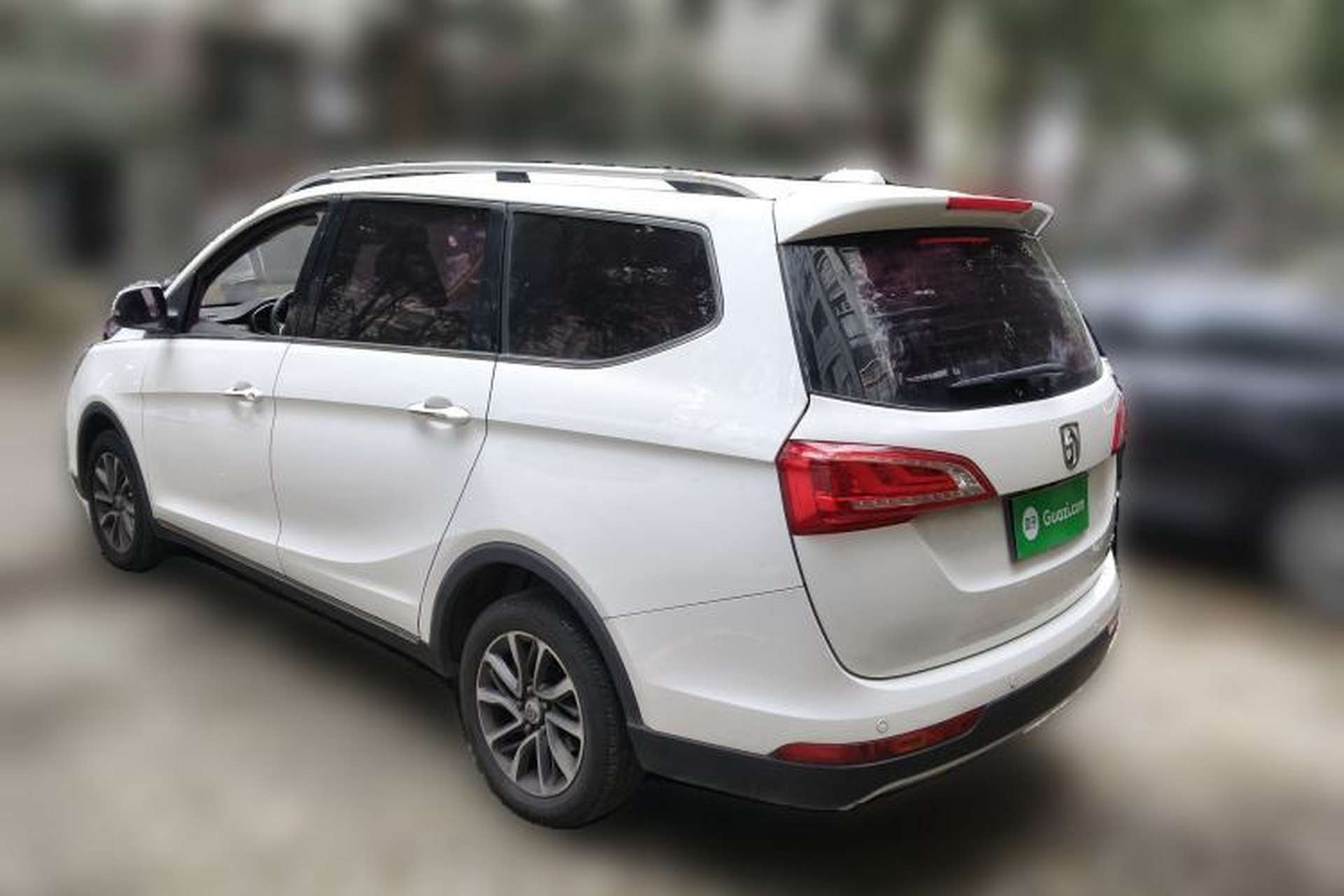 Used Baojun 730 2017 1.8L iAMT Prestige Version 7 Seats Exterior 3
