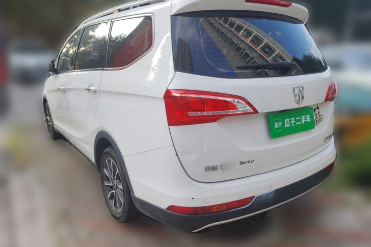 Used Baojun 730 2017 1.5T DCT Fashion Edition 7-Seater China V Emission Standard Exterior 3