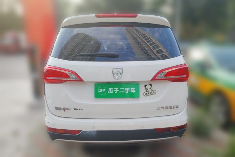 Used Baojun 730 2017 1.5T DCT Fashion Edition 7-Seater China V Emission Standard Exterior 4