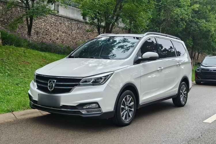 Used Baojun 730 2017 1.5T DCT Flagship Model 7 Seats China V Emission Standard Exterior 5