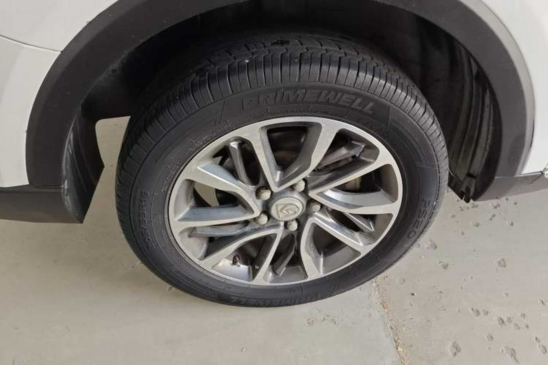 Used Baojun 730 2017 1.5T Manual Prestige Version 7 Seats Exterior 5