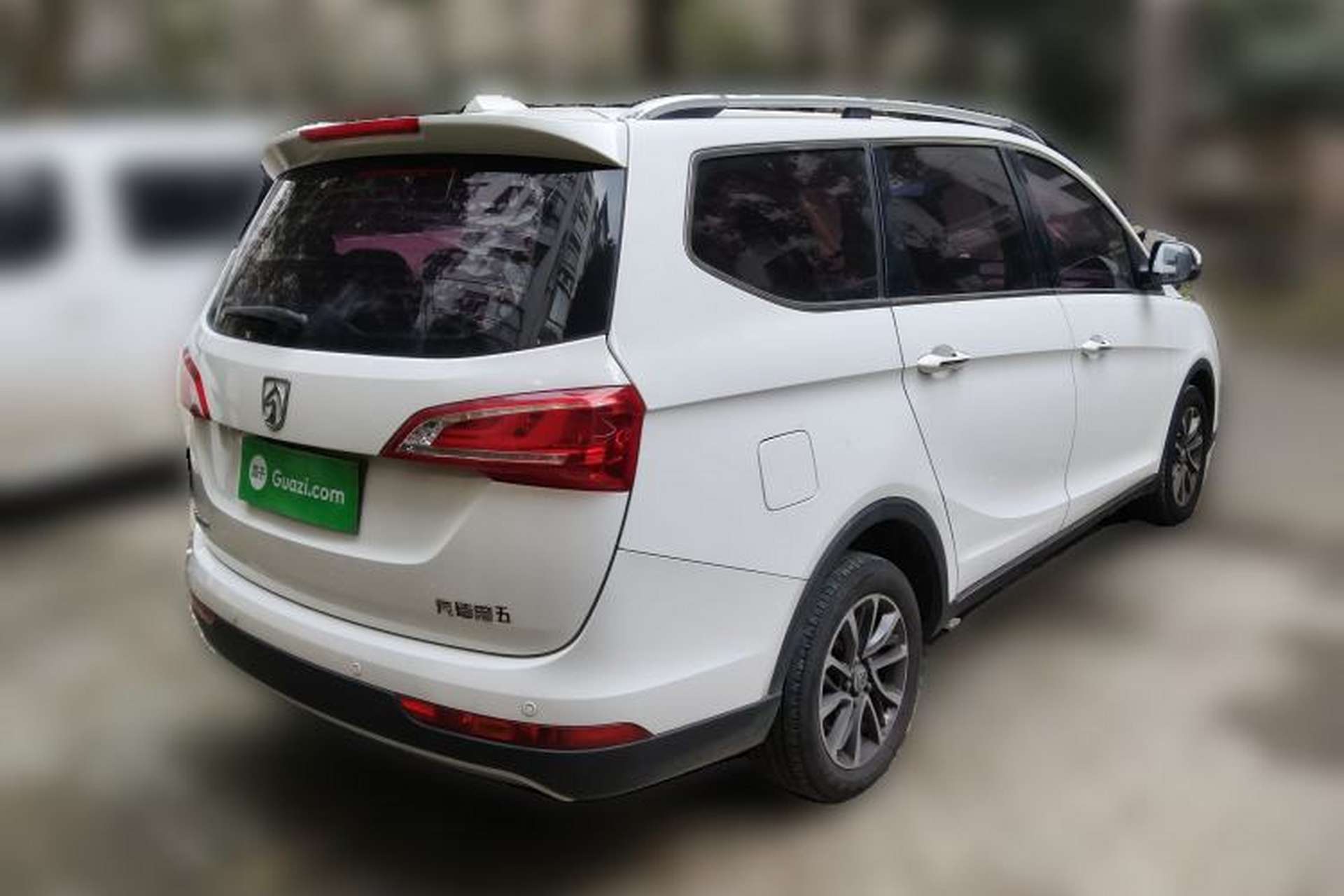 Used Baojun 730 2017 1.8L iAMT Prestige Version 7 Seats Exterior 5