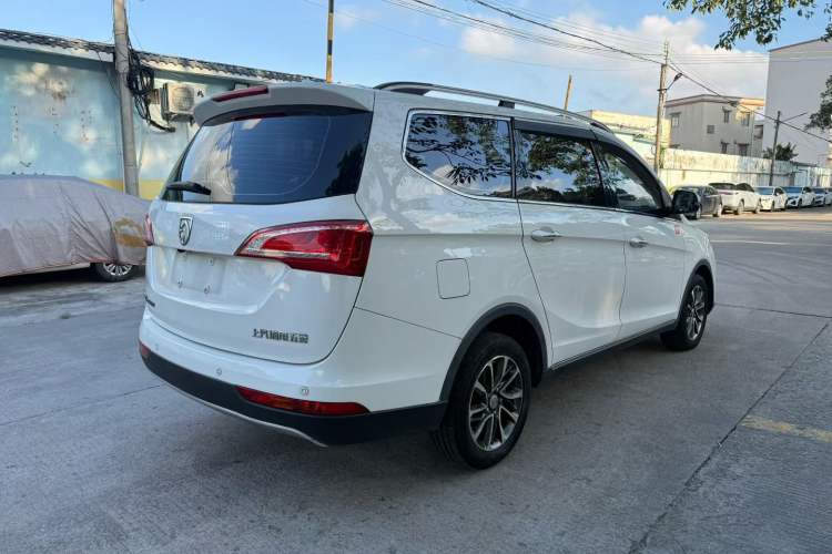 Used Baojun 730 2017 1.8L iAMT Prestige Version 7 Seats Exterior 8