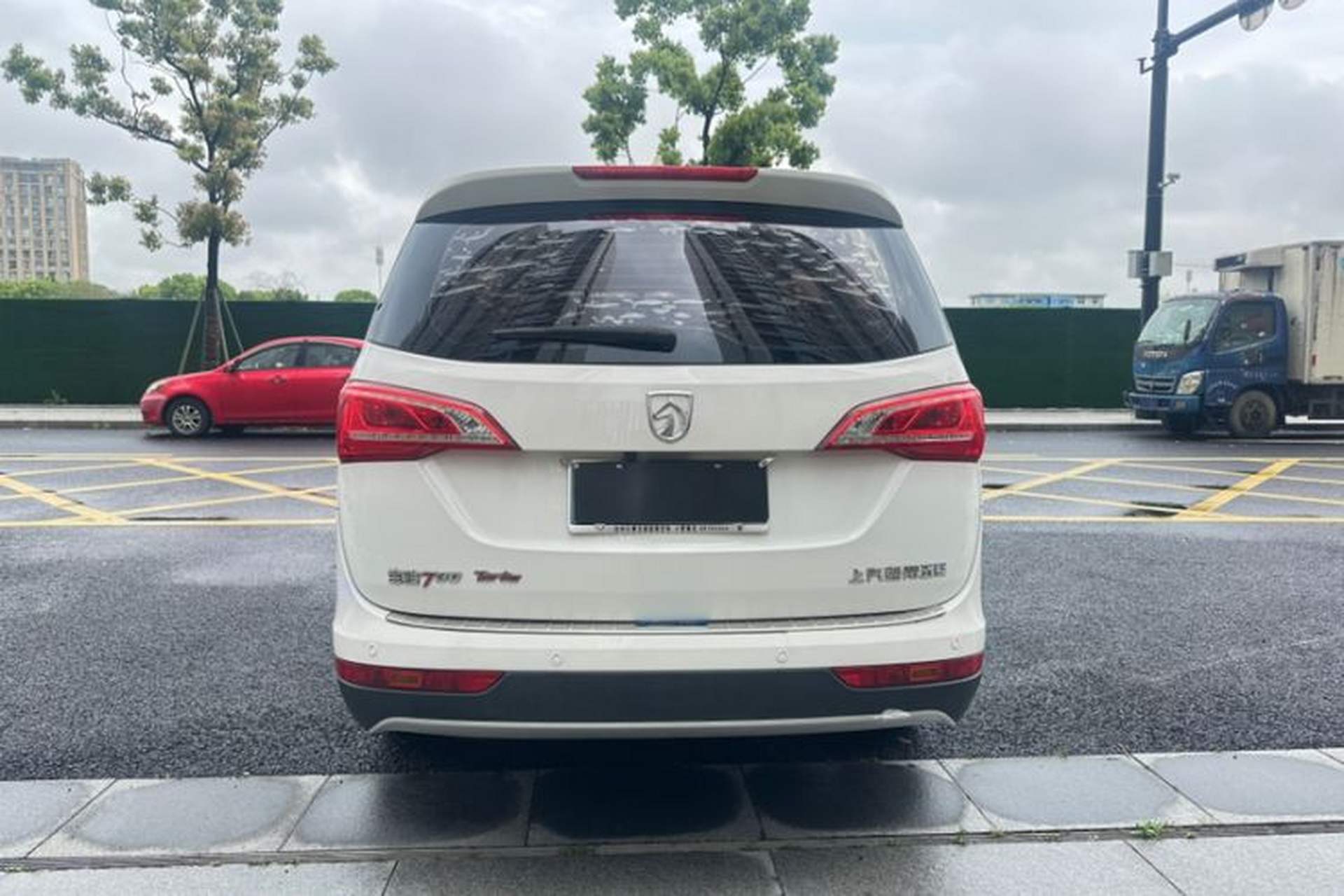 Used Baojun 730 2017 1.5T Manual Fashion Version 7 Seats China V Emission Standard Exterior 8