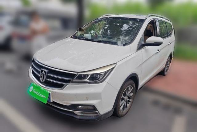 Used Baojun 730 2017 1.8L iAMT Luxury Version 7-Seater