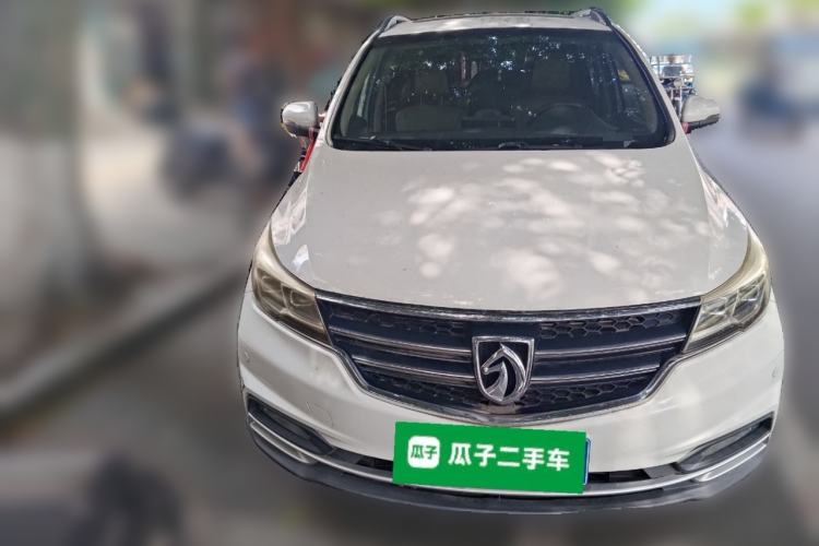 Used Baojun 730 2017 1.8L iAMT Luxury Version 7-Seater Front