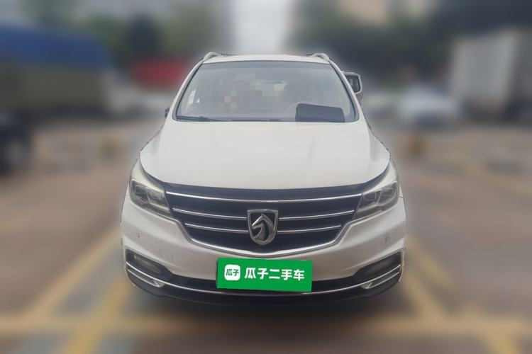 Used Baojun 730 2017 1.8L iAMT Luxury Version 7-Seater Front