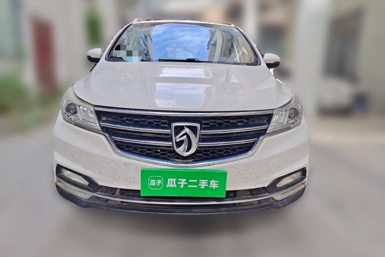 Used Baojun 730 2017 1.5T Manual Style 7 Seats China V Front