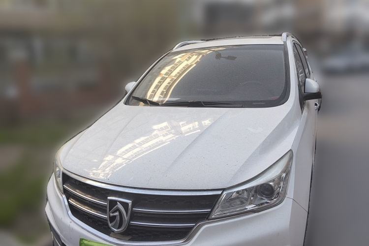 Used Baojun 730 2017 1.5T Manual Style 7 Seats China V Front