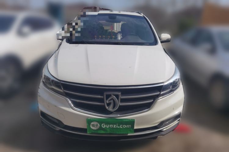 Used Baojun 730 2017 1.5T Manual Style 7 Seats China V Front