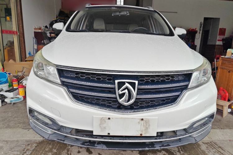 Used Baojun 730 2017 1.5T DCT Fashion Edition 7-Seater China V Emission Standard Front