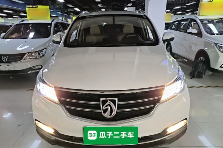 Used Baojun 730 2017 1.5T Manual Fashion Version 7 Seats China V Emission Standard Front