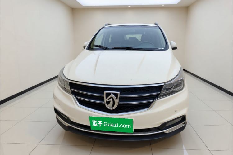Used Baojun 730 2017 1.8L iAMT Luxury Version 7-Seater Front