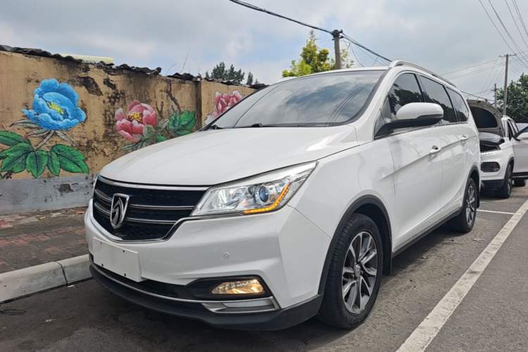 Used Baojun 730 2017 1.5T DCT Fashion Edition 7-Seater China V Emission Standard Front